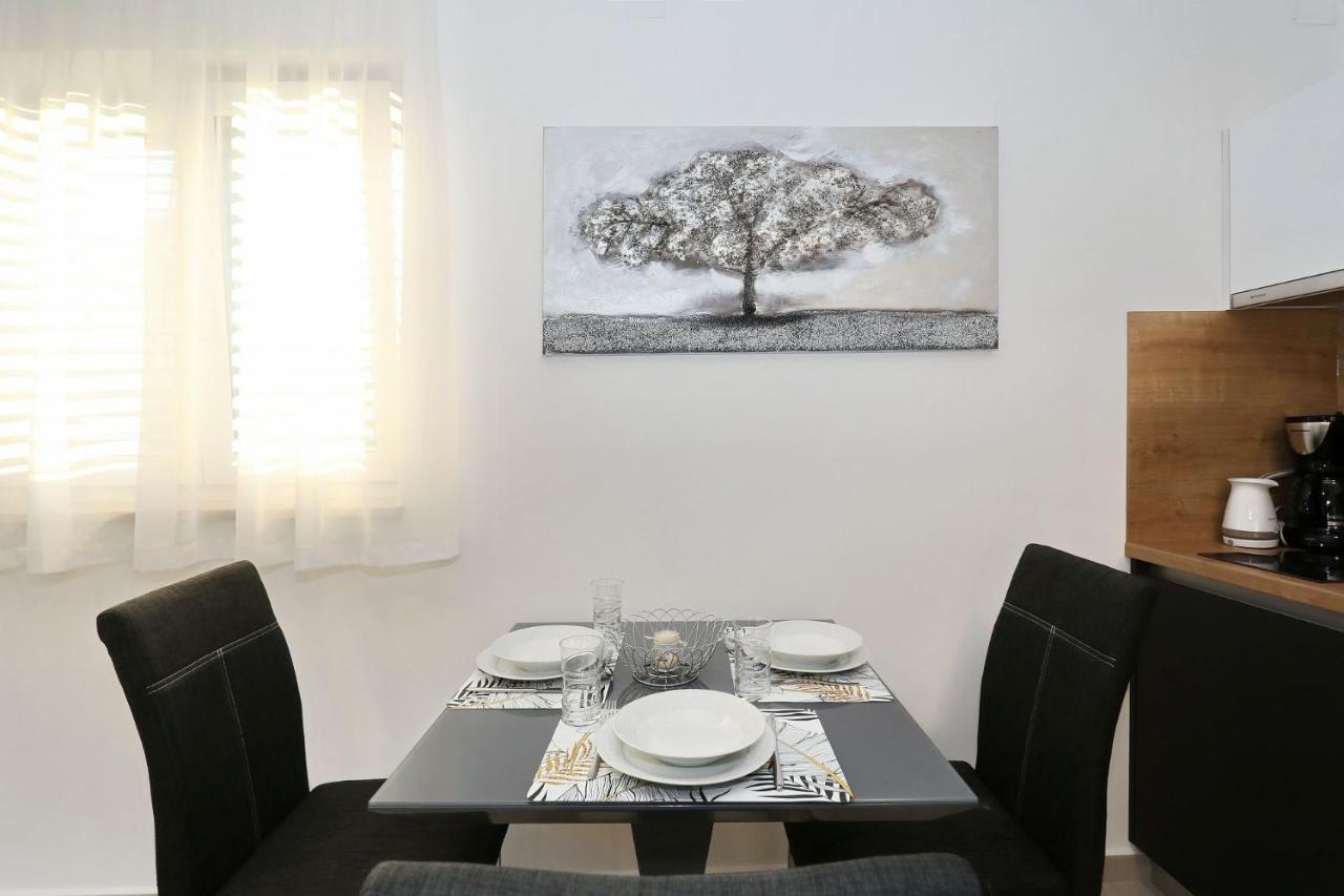 Villa Ankora 1 With Heated Pool บีโอกราดนาโมรู ภายนอก รูปภาพ